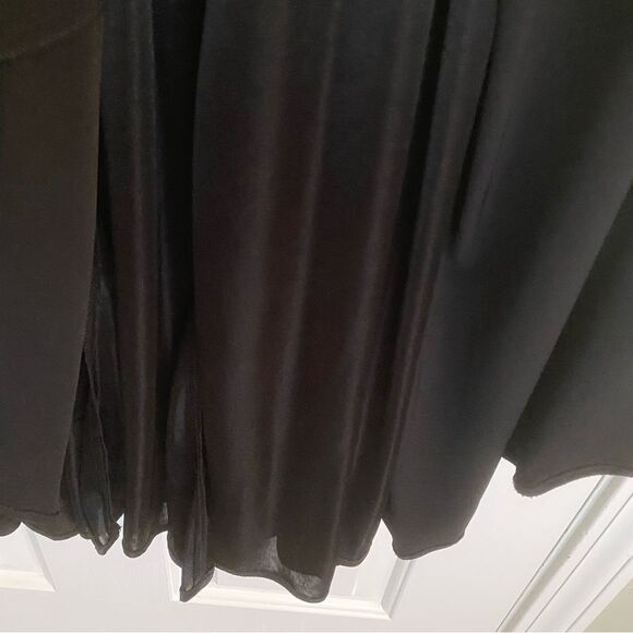 Sherri Hill Black Crystal Backless Holiday Formal Evening Gown Lined Size 4 - Picture 14 of 15